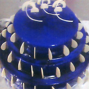 Premium black currant cake