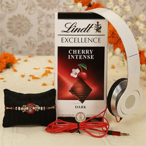 Rakhi with Chocolates